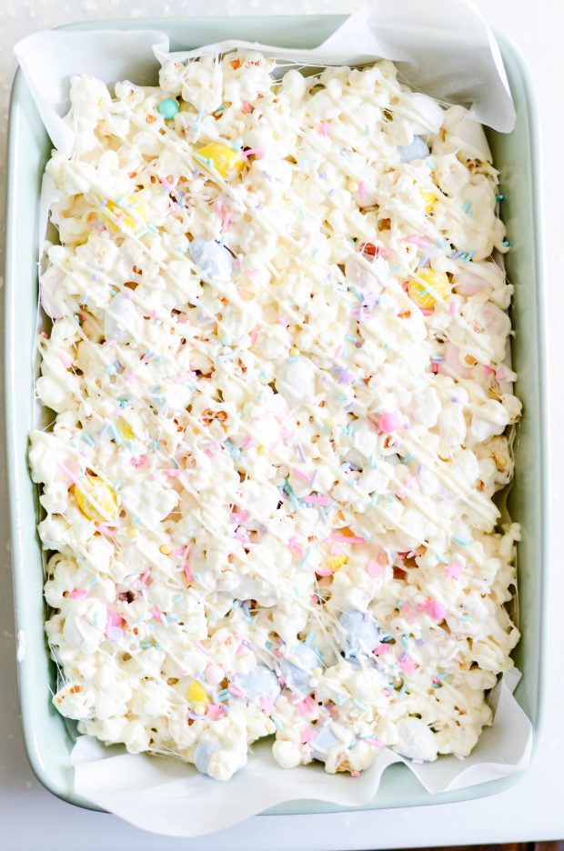 Sticky, sweet, gooey, and easy to make popcorn bars made with marshmallows, kettle corn, and mini Cadbury eggs.